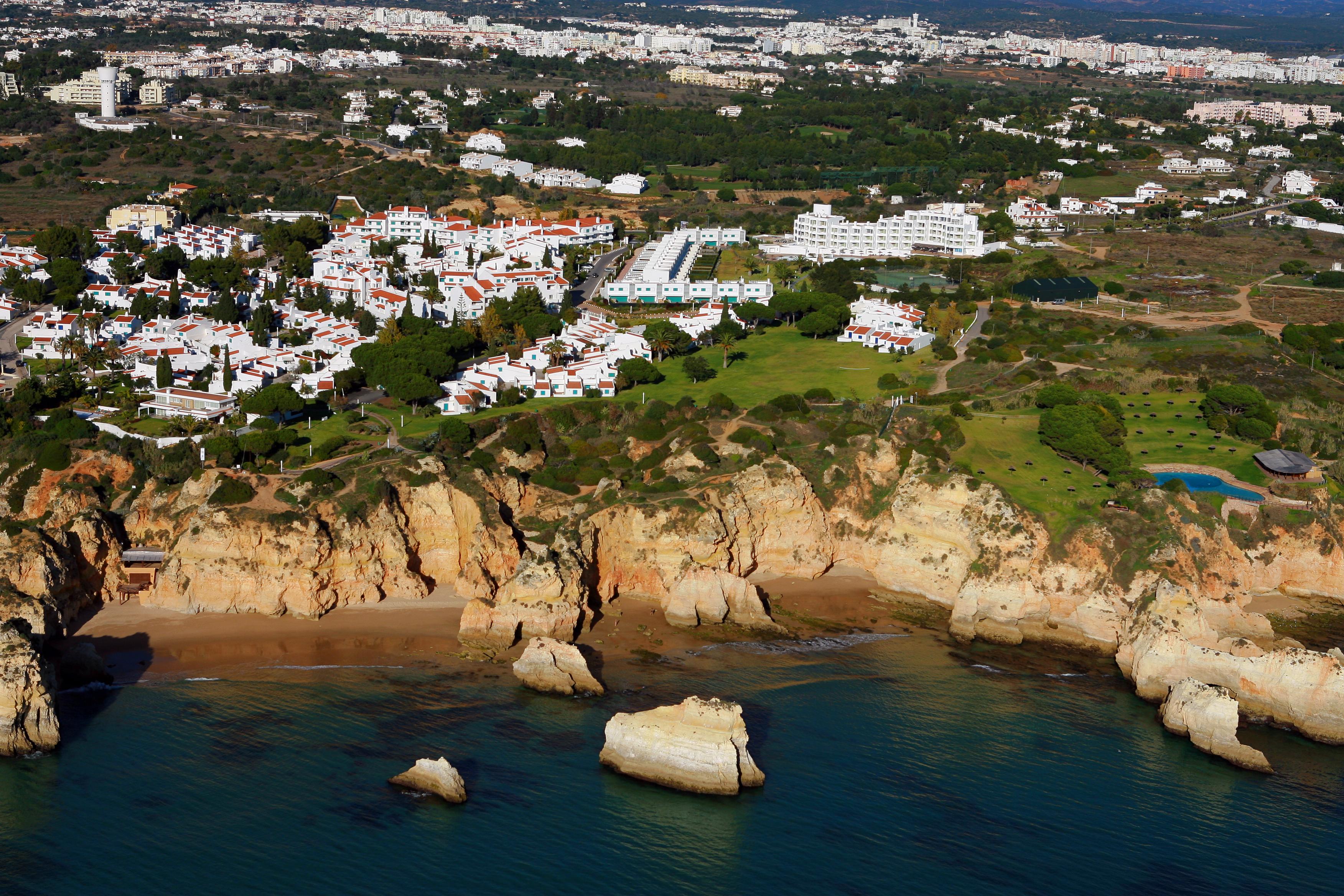 Aldeamento Turistico Da Prainha Hotel Alvor Exterior photo